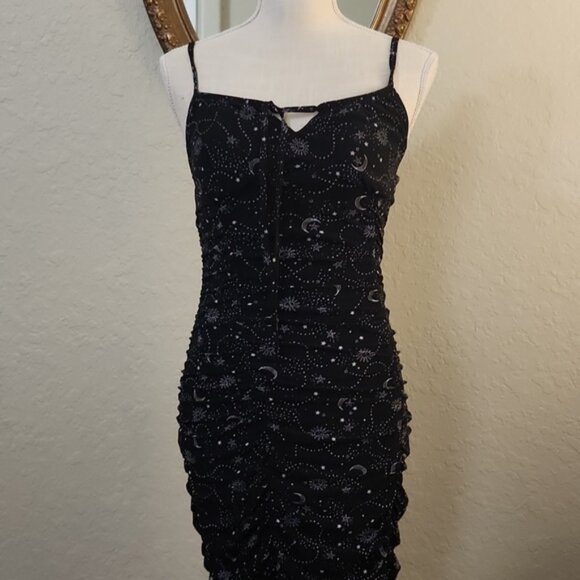 Ultra flirt Celestrial dress - Picture 1 of 4